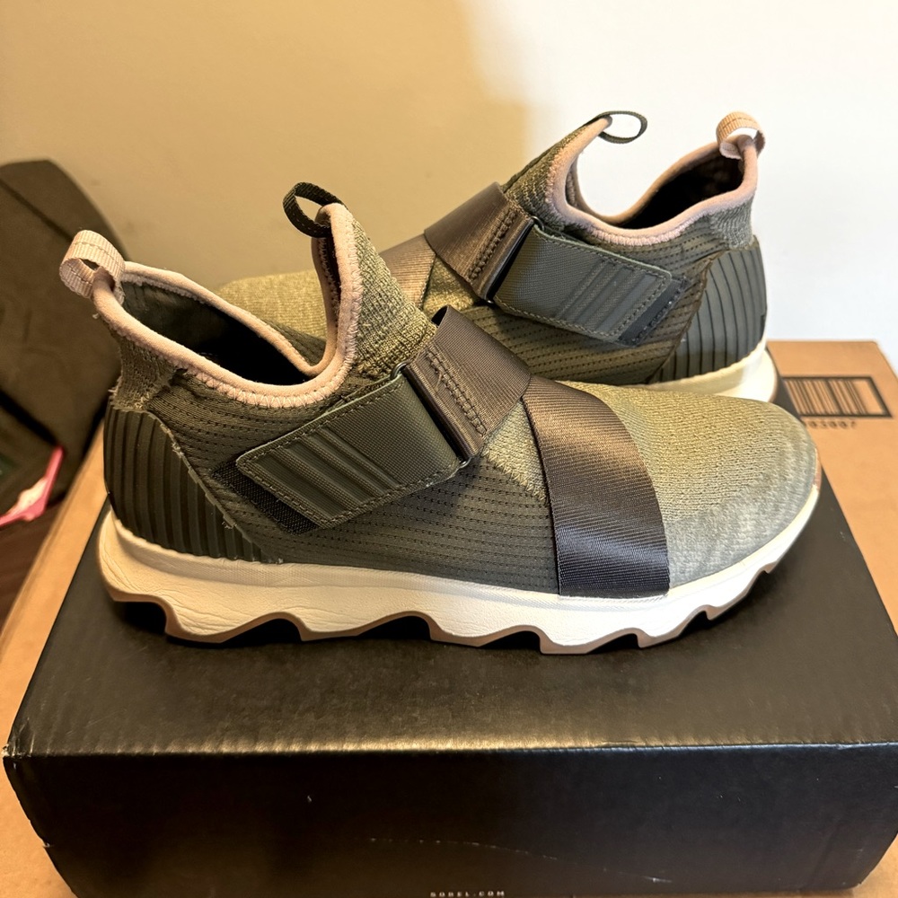 Sorel Kinetic Sneakers